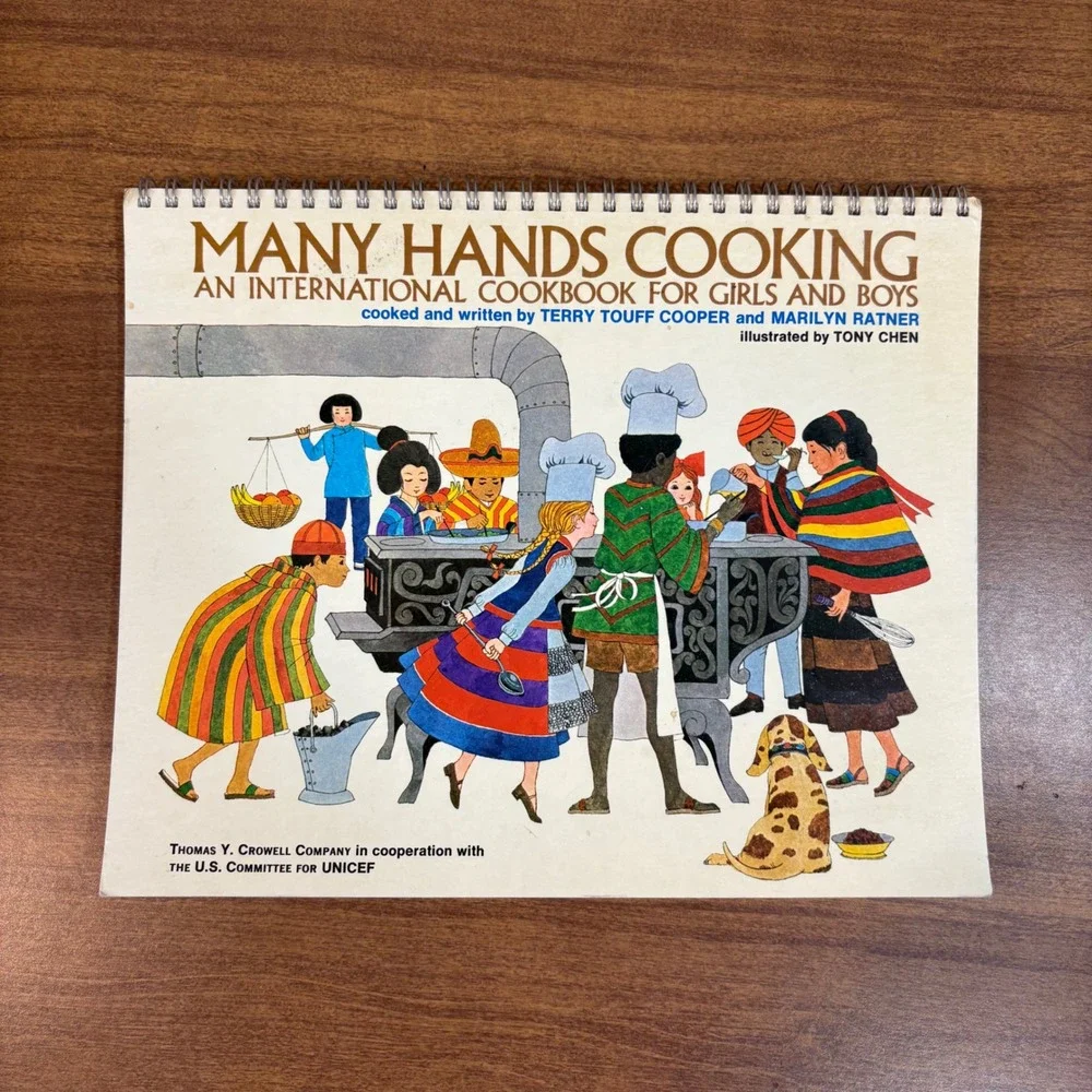 Many Hands Cooking International Cookbook UNICEF 1974 Vintage Spiral Bound Chen